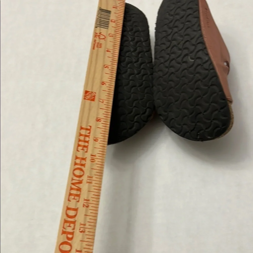 Birkenstock Dusty Rose Sandals with Suede Straps and Metallic Buckles